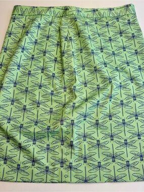 Brooks Bros Pencil Skirt - size 8- Light Green with Blue
Dragonflies